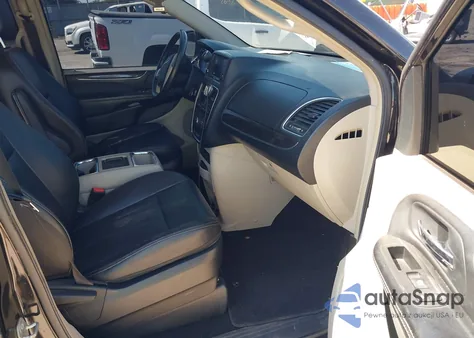 2016 Chrysler Town & Country Touring from USA, damaged, VIN 2C4RC1BG7GR126662